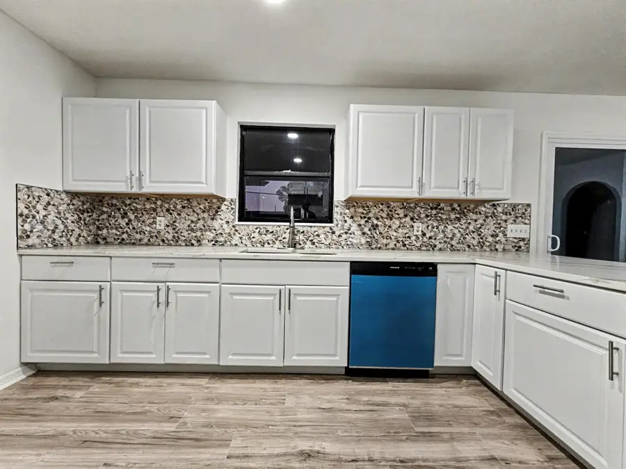 573 SE Port St Lucie Boulevard, Port Saint Lucie, FL 34984 - Image #2