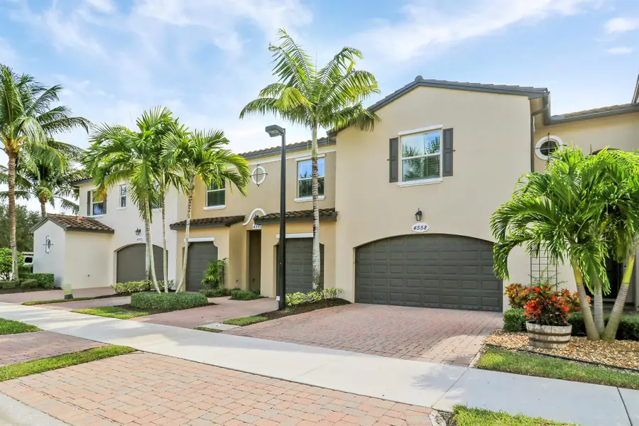 4558 Mediterranean Circle, Palm Beach Gardens, FL 33418 - Image #2