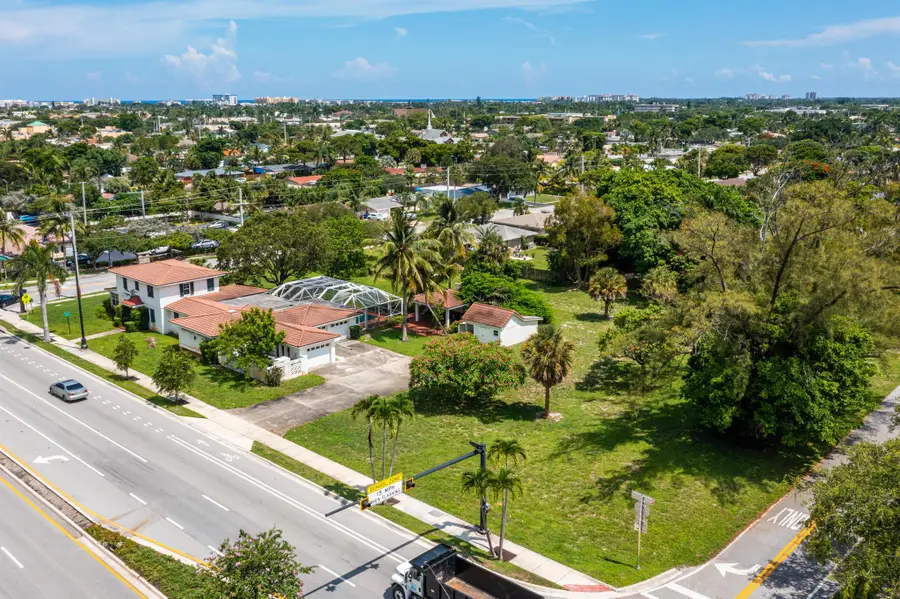 556 E Hillsboro Boulevard, Deerfield Beach, FL 33441 - Image #3