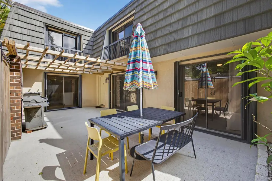 608 6th Terrace, Palm Beach Gardens, FL 33418 - Image #2