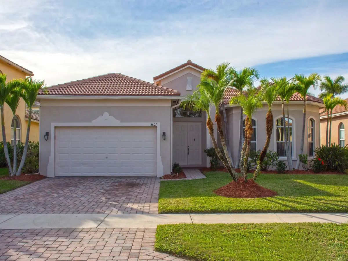 5607 Place Lake Drive, Fort Pierce, FL 34951 - Image #1