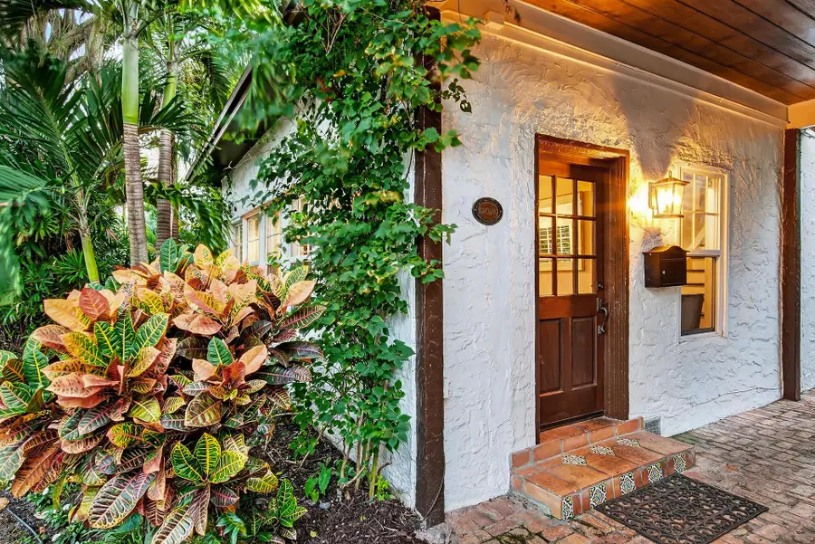 704 Claremore Drive, West Palm Beach, FL 33401 - Image #2