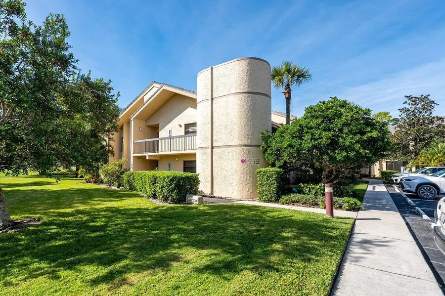 9430 Meadowood Drive #205, Fort Pierce, FL 34951 - Image #2