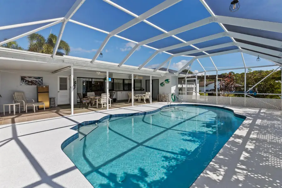 980 SE Breakwater Avenue, Port Saint Lucie, FL 34983 - Image #2