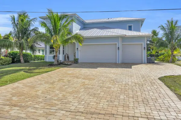 379 SW South Quick Circle, Port St Lucie, FL 34953