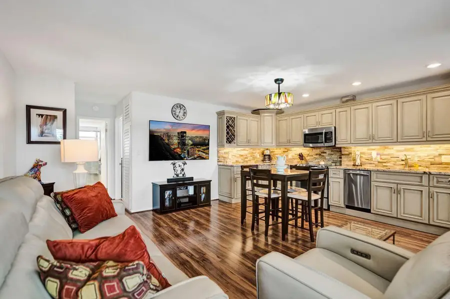 1850 S Ocean Drive #213, Fort Lauderdale, FL 33316 - Image #3