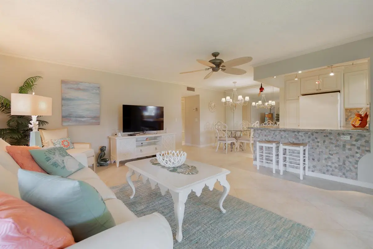1042 North Drive #A, Delray Beach, FL 33445 - Image #1