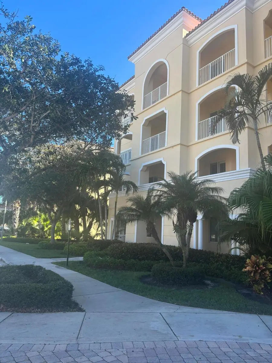 7 Harbour Isle Drive E #301, Fort Pierce, FL 34949 - Image #2