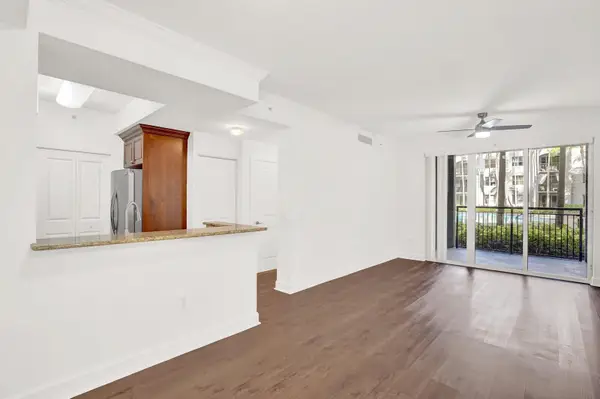 1690 Renaissance Commons Boulevard #1121, Boynton Beach, FL 33426