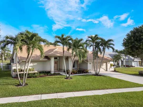 6840 Wedgewood Village Court, Lake Worth, FL 33463