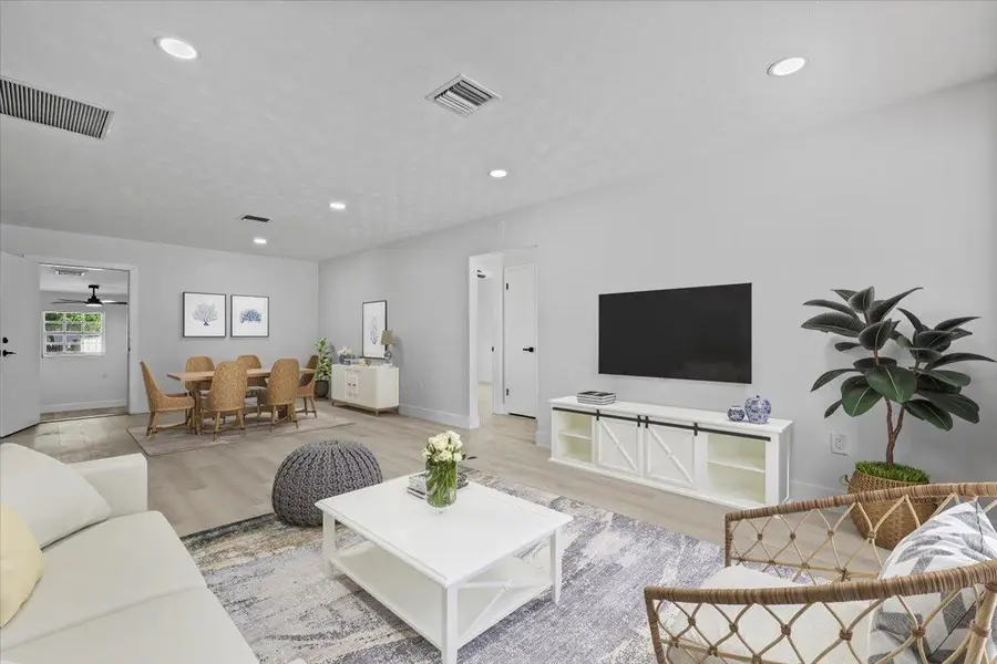 424 N B Street, Lake Worth Beach, FL 33460 - Image #3