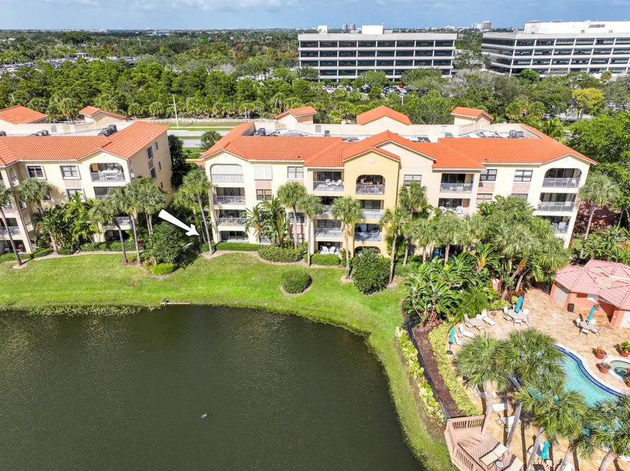 800 Uno Lago Drive #105, Juno Beach, FL 33408 - Image #2