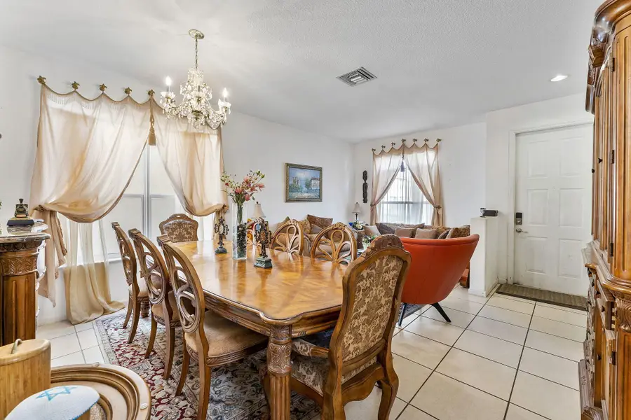 3958 Lake Tahoe Circle, West Palm Beach, FL 33409 - Image #2