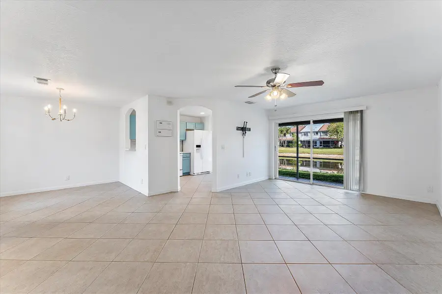 6204 Sandy Bank Terrace, Riviera Beach, FL 33407 - Image #2