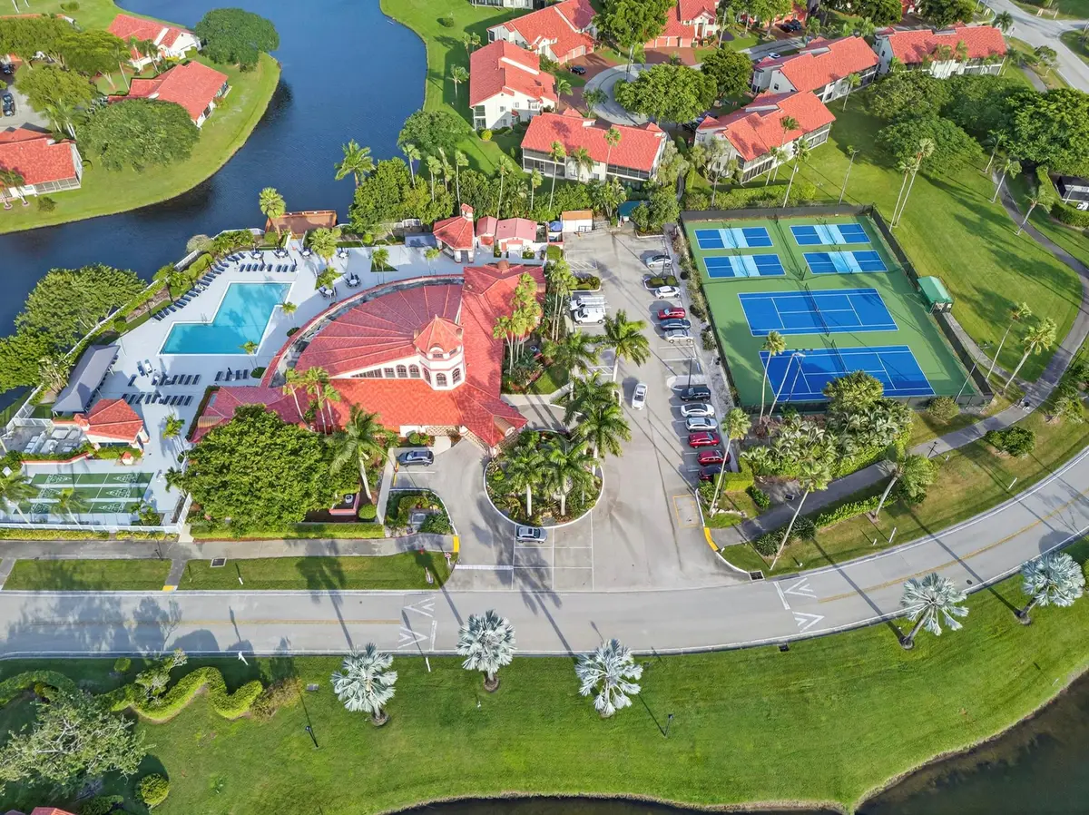 7548 Lexington Club Boulevard #B, Delray Beach, FL 33446 - Image #1