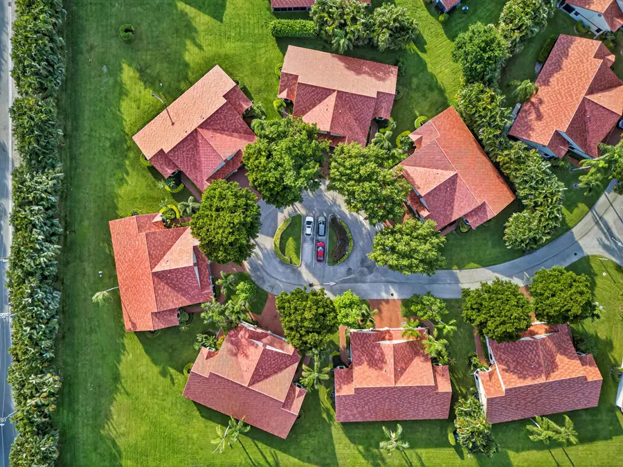 7548 Lexington Club Boulevard #B, Delray Beach, FL 33446 - Image #2