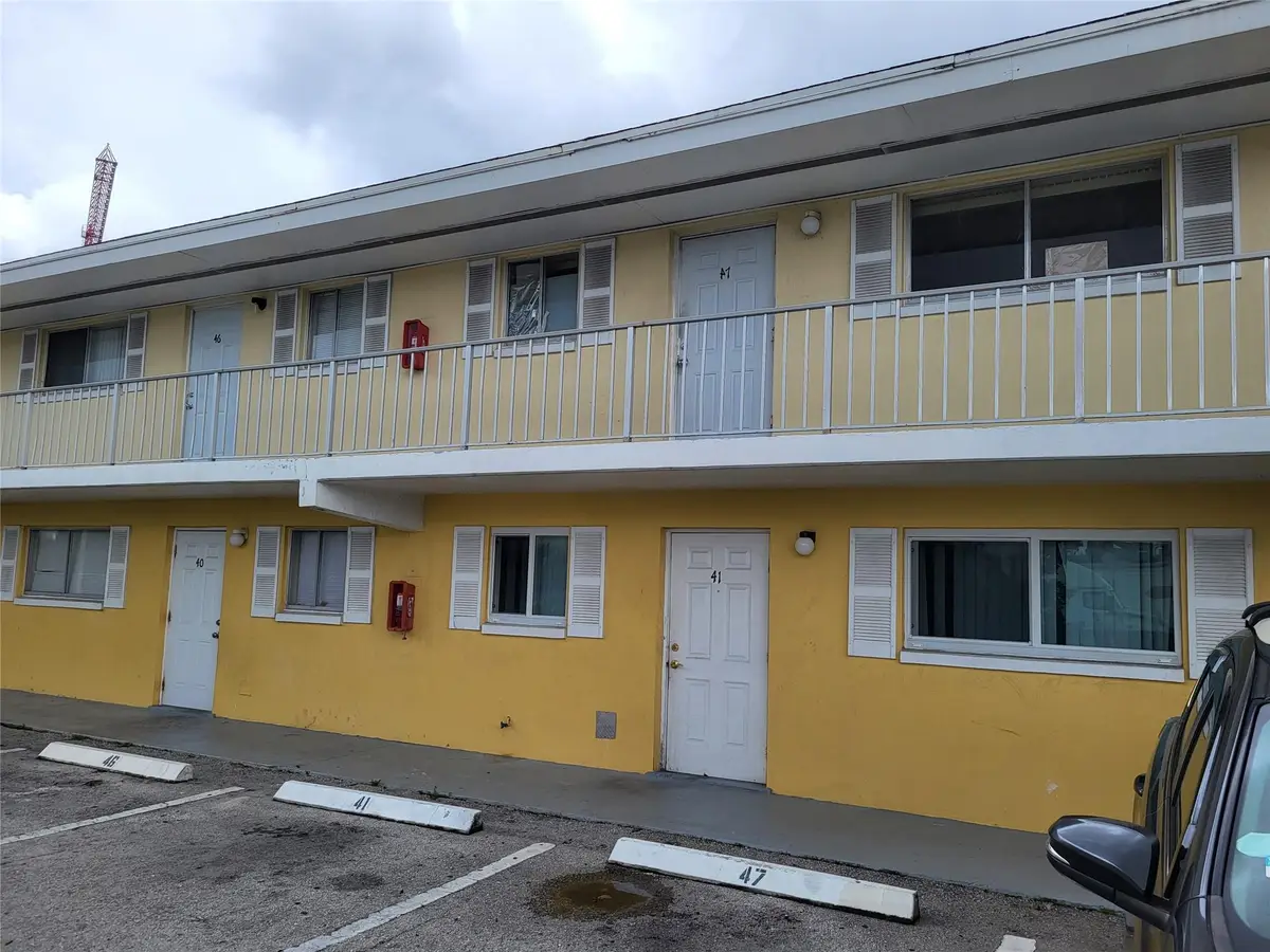 1505 Crescent Circle #A11, Lake Park, FL 33403 - Image #1