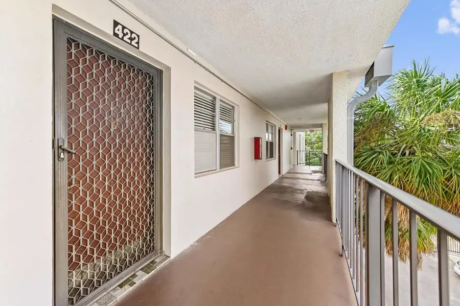 2650 NW 49th Avenue #422, Lauderdale Lakes, FL 33313 - Image #3