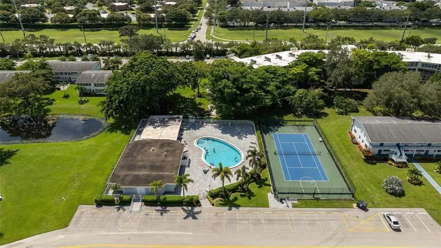 3027 Newport H #3027, Deerfield Beach, FL 33442 - Image #2