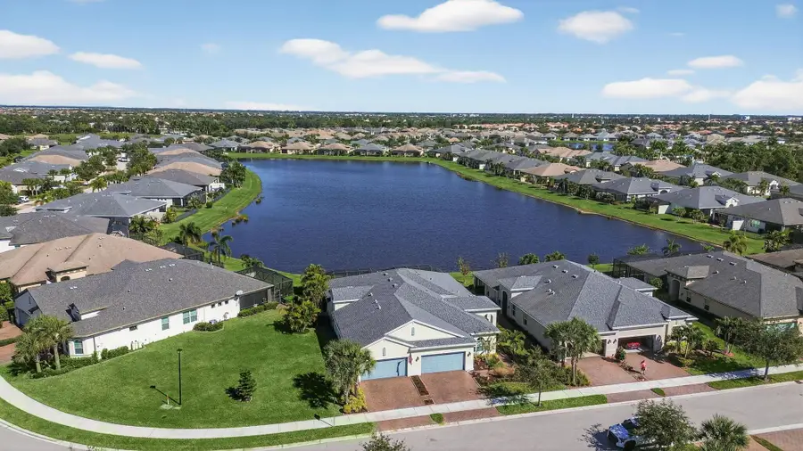 12873 SW Lake Fern Circle, Port Saint Lucie, FL 34987 - Image #3