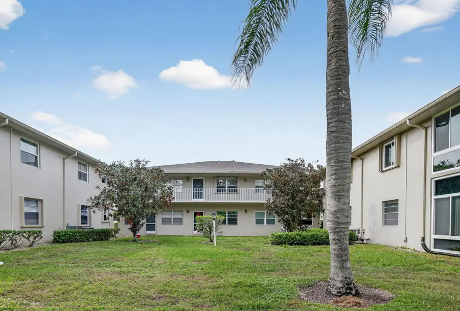23 Lake Vista Trail #204, Port Saint Lucie, FL 34952 - Image #2