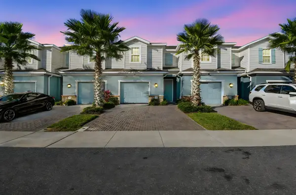 1820 Holden Ridge Lane, Clermont, FL 34715