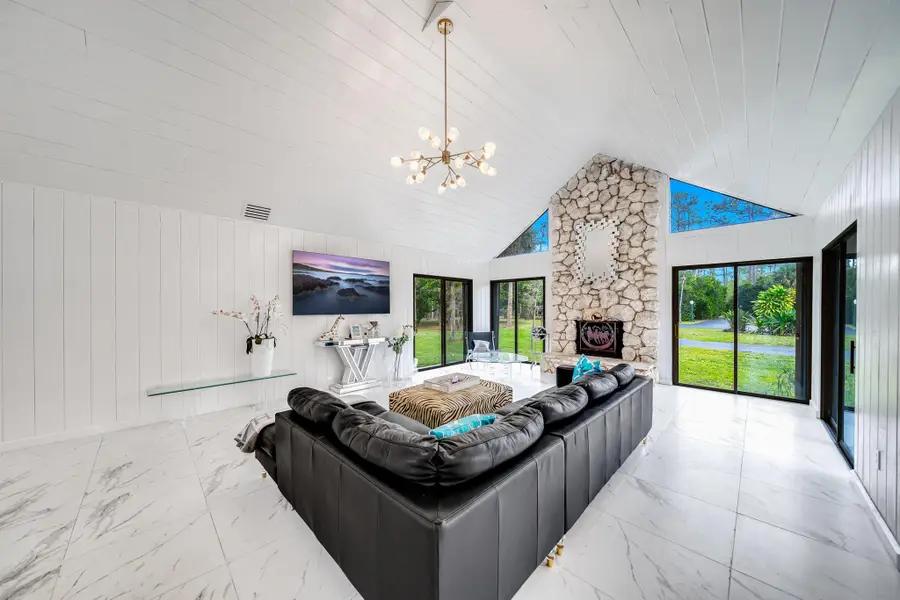 583 Rambling Drive Circle, Wellington, FL 33414 - Image #2