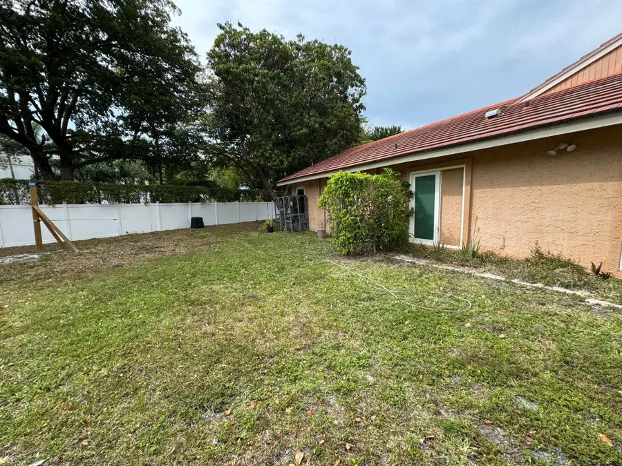 23261 Boca Club Colony Circle, Boca Raton, FL 33433 - Image #3