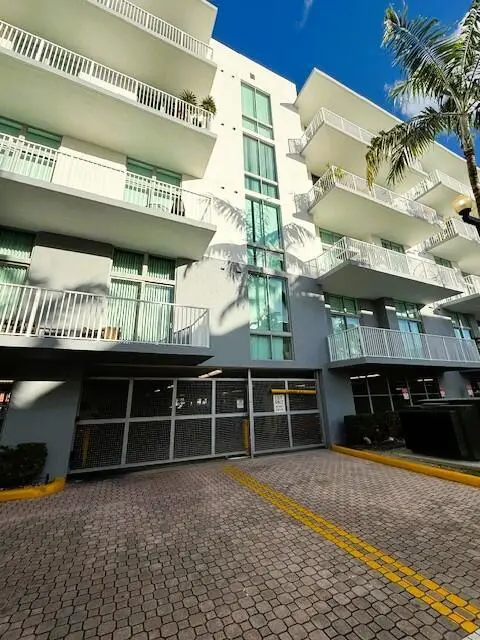 2100 Van Buren Street #215, Hollywood, FL 33020 - Image #3