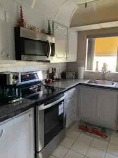 3755 Via Poinciana #203, Lake Worth, FL 33467 - Image #3