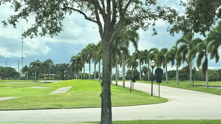 44 Plantation Drive #102, Vero Beach, FL 32966 - Image #2