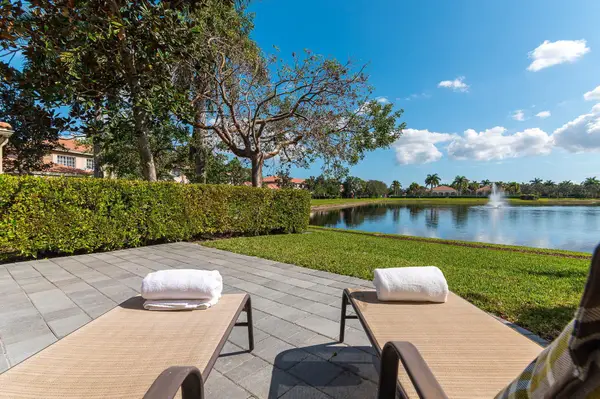 6748 Old Farm Trail, Boynton Beach, FL 33437