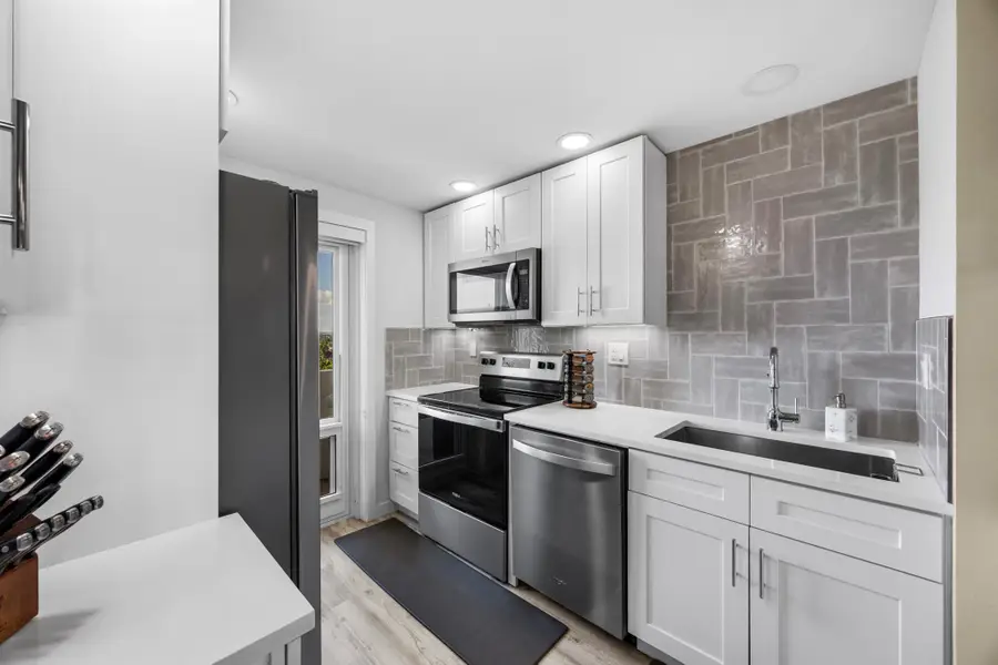 1630 N Ocean Boulevard #812, Pompano Beach, FL 33062 - Image #3