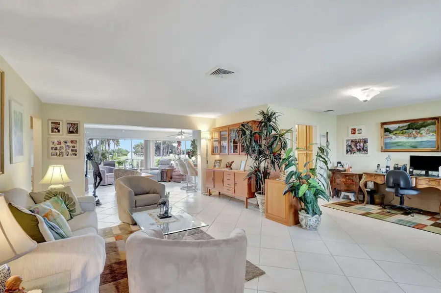 1310 N Lakeside Drive, Lake Worth Beach, FL 33460 - Image #3