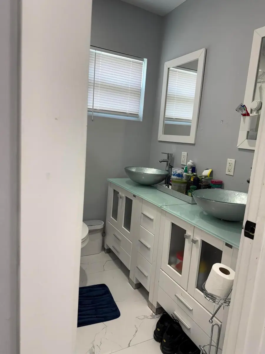 12475 NW 10th Avenue, North Miami, FL 33168 - Image #3