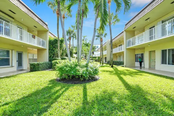 632 Snug Harbor Drive #D14, Boynton Beach, FL 33435