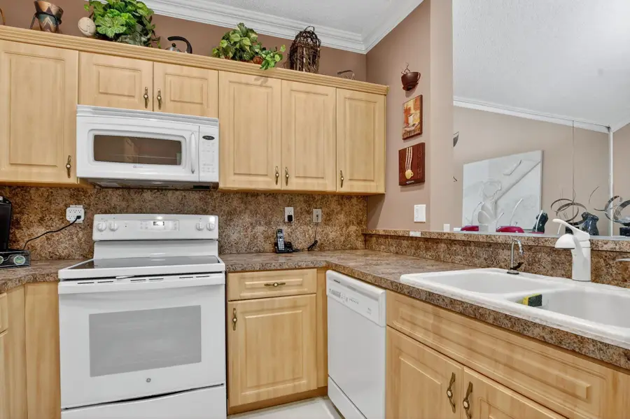 20220 Boca West Drive #303, Boca Raton, FL 33434 - Image #2