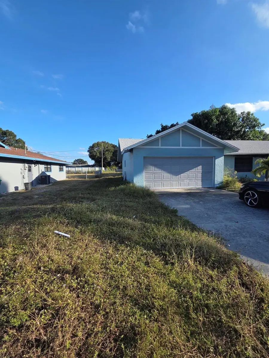354 SE Prima Vista Boulevard, Port Saint Lucie, FL 34983 - Image #3