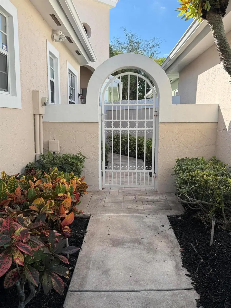 1019 Lytham Court, West Palm Beach, FL 33411 - Image #2