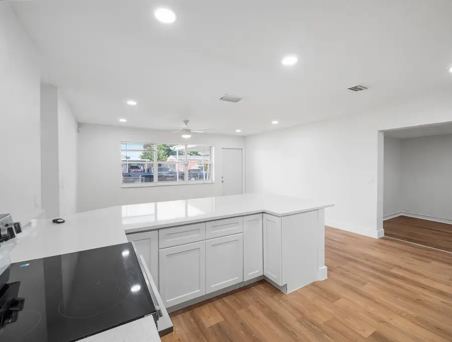 133 NW 14th Avenue, Boynton Beach, FL 33437 - Image #2