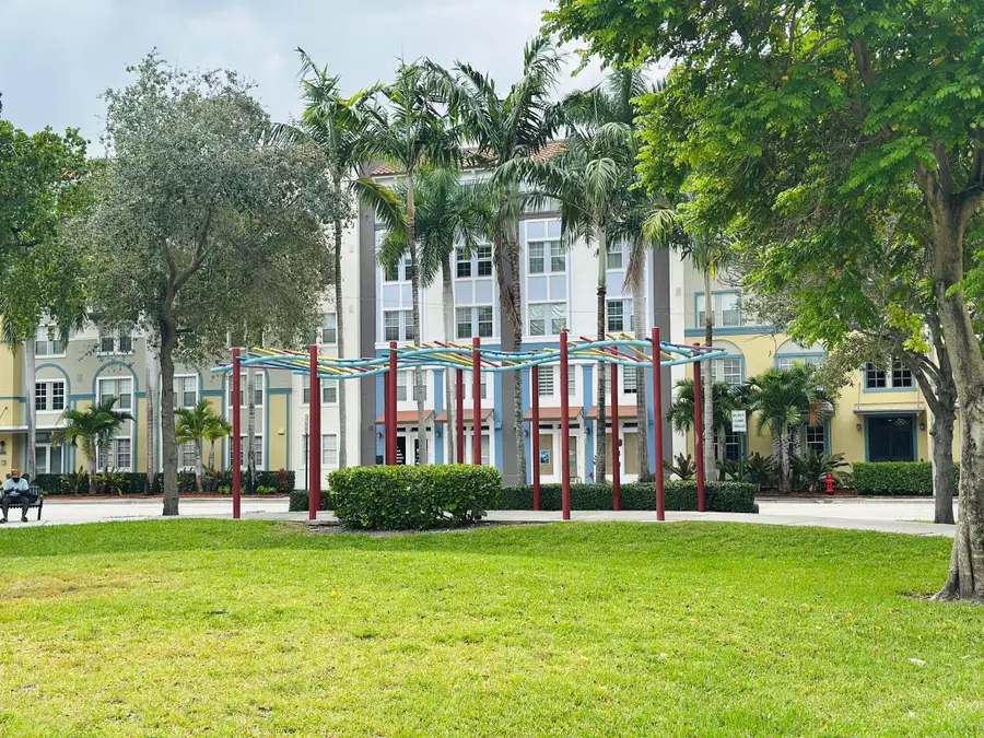 533 NE 3rd Avenue #341, Fort Lauderdale, FL 33301 - Image #2