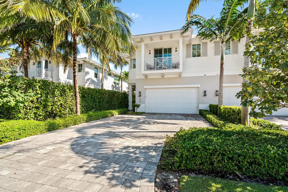 436 NE Wavecrest Way, Boca Raton, FL 33432 - Image #1