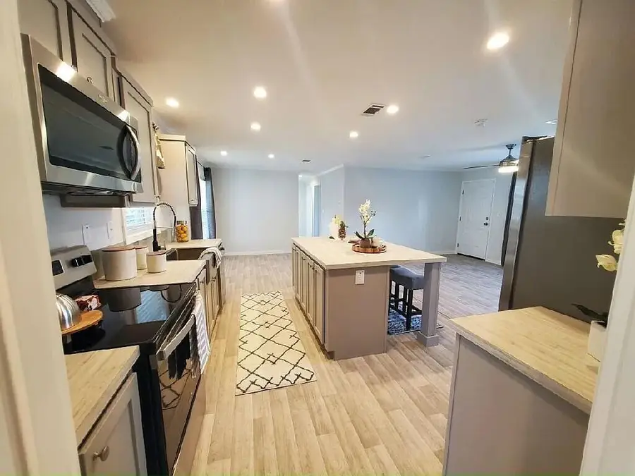 4625 Jill Pl, Lot # #708, Lake Worth, FL 33463 - Image #2