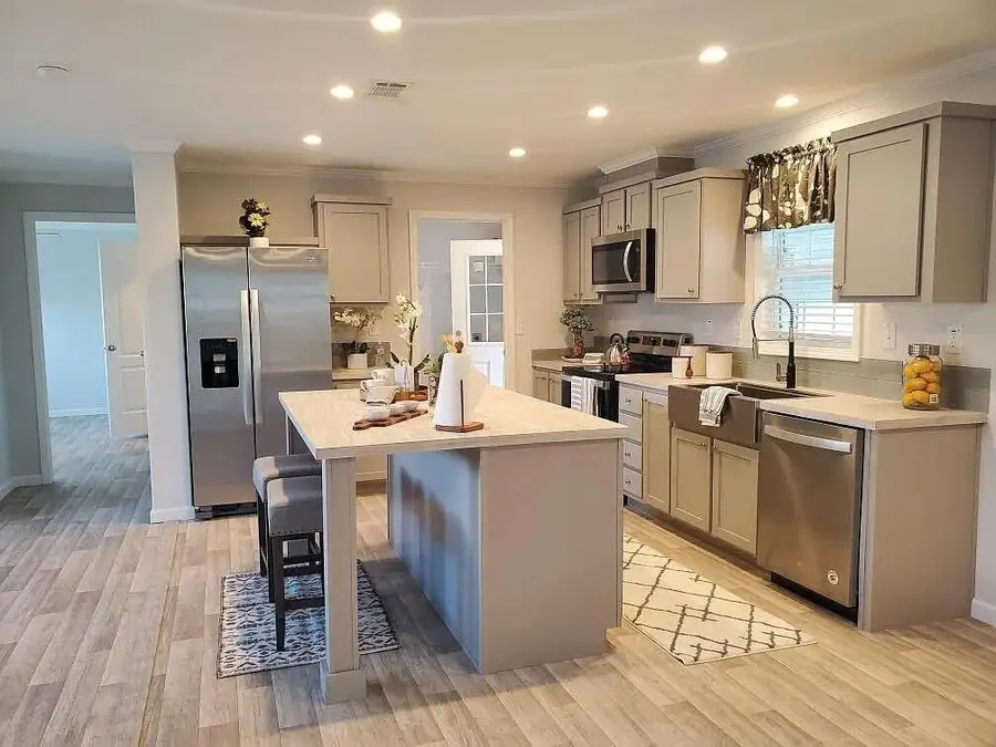 4625 Jill Pl, Lot # #708, Lake Worth, FL 33463 - Image #3