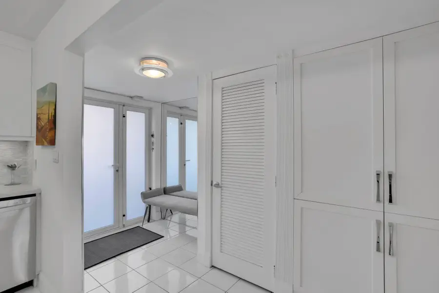 328 N Ocean Boulevard #104, Pompano Beach, FL 33062 - Image #2