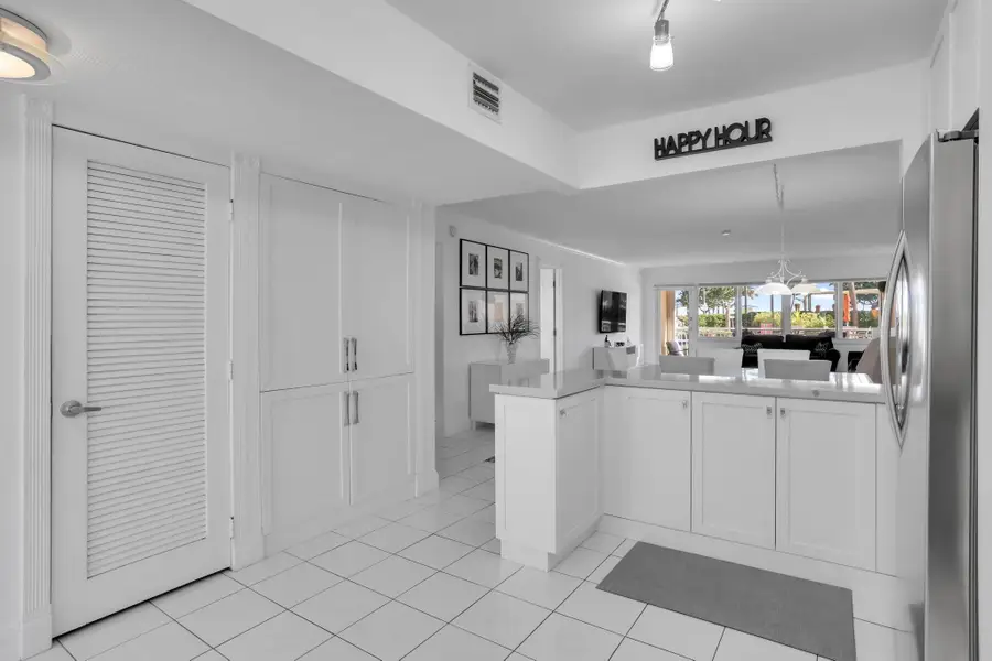 328 N Ocean Boulevard #104, Pompano Beach, FL 33062 - Image #3