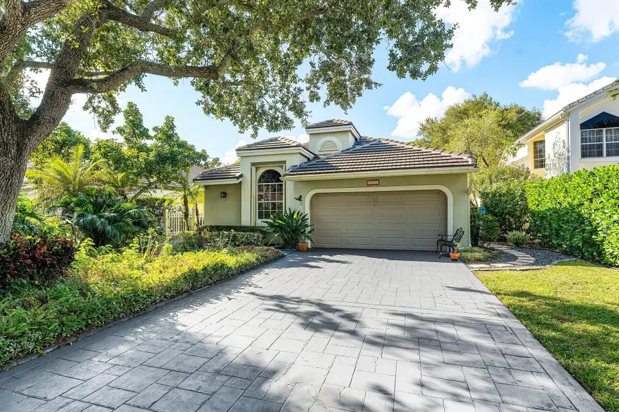 6861 Briarlake Circle, Palm Beach Gardens, FL 33418 - Image #2