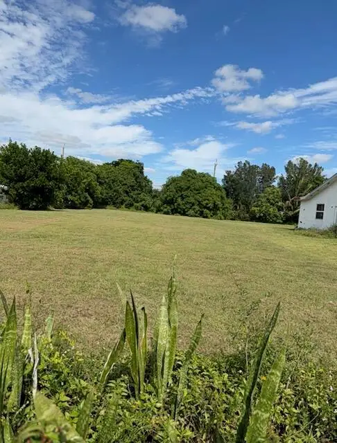 Address Withheld By Seller, Lake Worth Beach, FL 33461