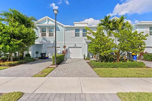 6339 Sailpointe Lane, West Palm Beach, FL 33413