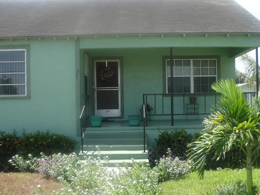 601 SE 5th Street, Belle Glade, FL 33430 - Image #2